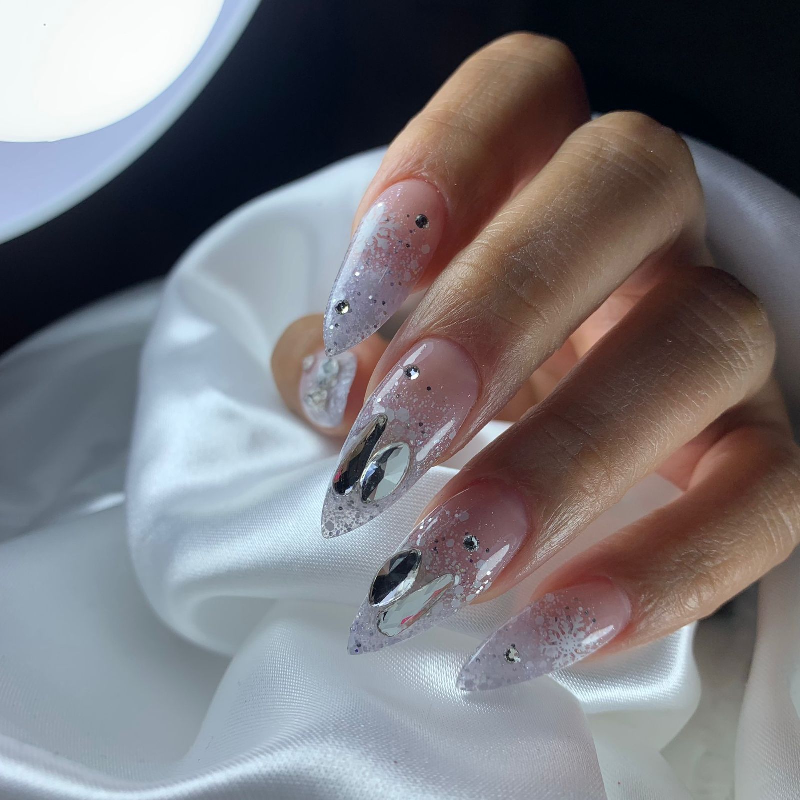 Manicure tradicional en Makiss